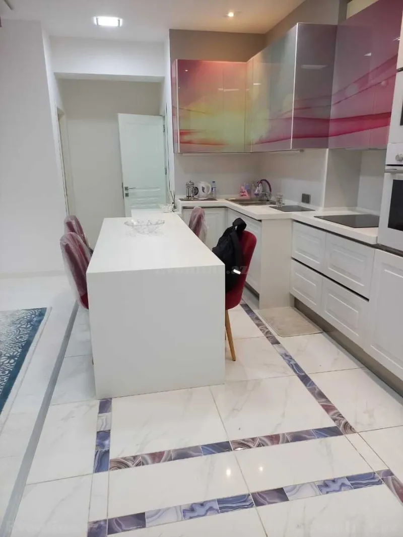 Kirayə verilir 3 otaqlı Mənzil Yeni tikili 115 m² Xətai m. - şəkil 9