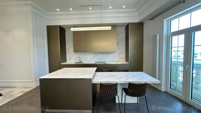 Kirayə verilir 3 otaqlı Mənzil Yeni tikili 130 m² Xətai r. - şəkil 7