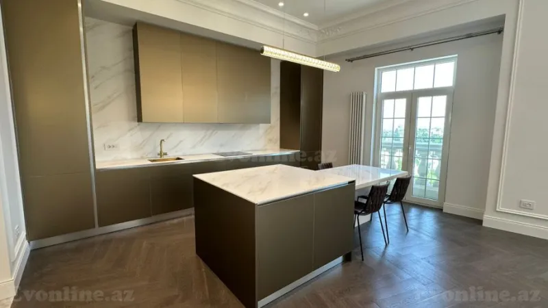 Kirayə verilir 3 otaqlı Mənzil Yeni tikili 130 m² Xətai r. - şəkil 8