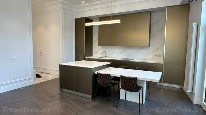 Kirayə verilir 3 otaqlı Mənzil Yeni tikili 130 m² Xətai r. - şəkil 9