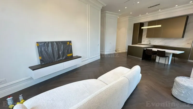 Kirayə verilir 3 otaqlı Mənzil Yeni tikili 130 m² Xətai r. - şəkil 12