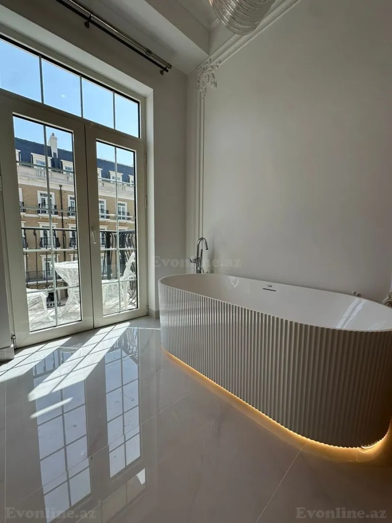 Kirayə verilir 3 otaqlı Mənzil Yeni tikili 130 m² Xətai r. - şəkil 17