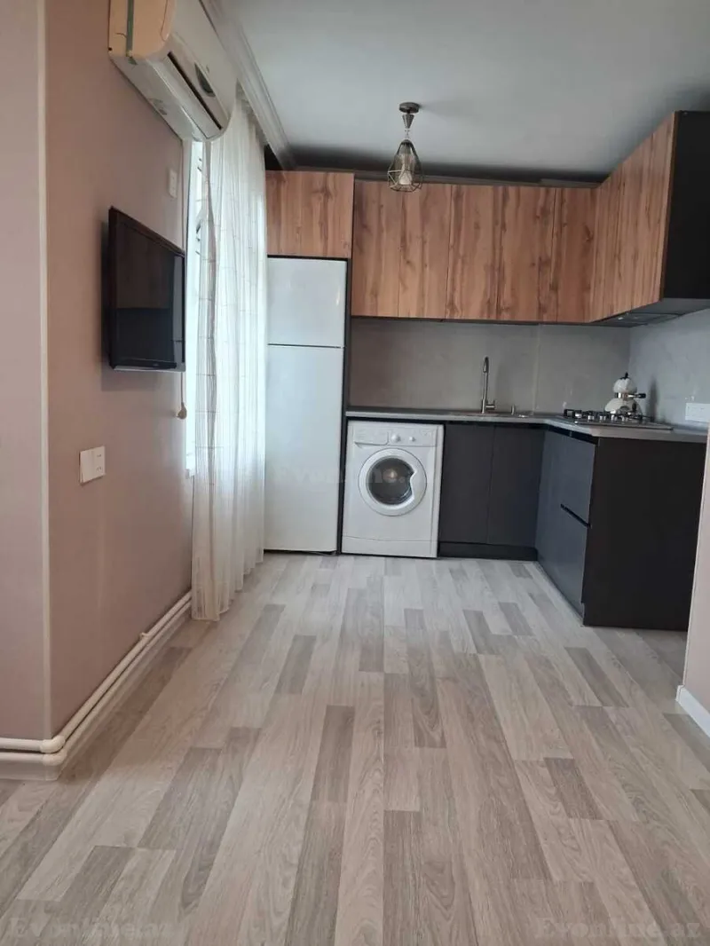 2 otaqlı Mənzil 65 m² Gənclik m. Kirayə verilir