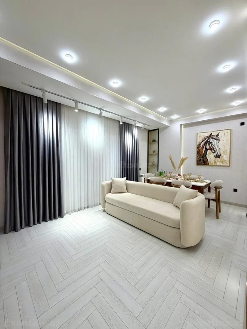 Satılır 2 otaqlı Mənzil Yeni tikili 77 m² Qara Qarayev m.