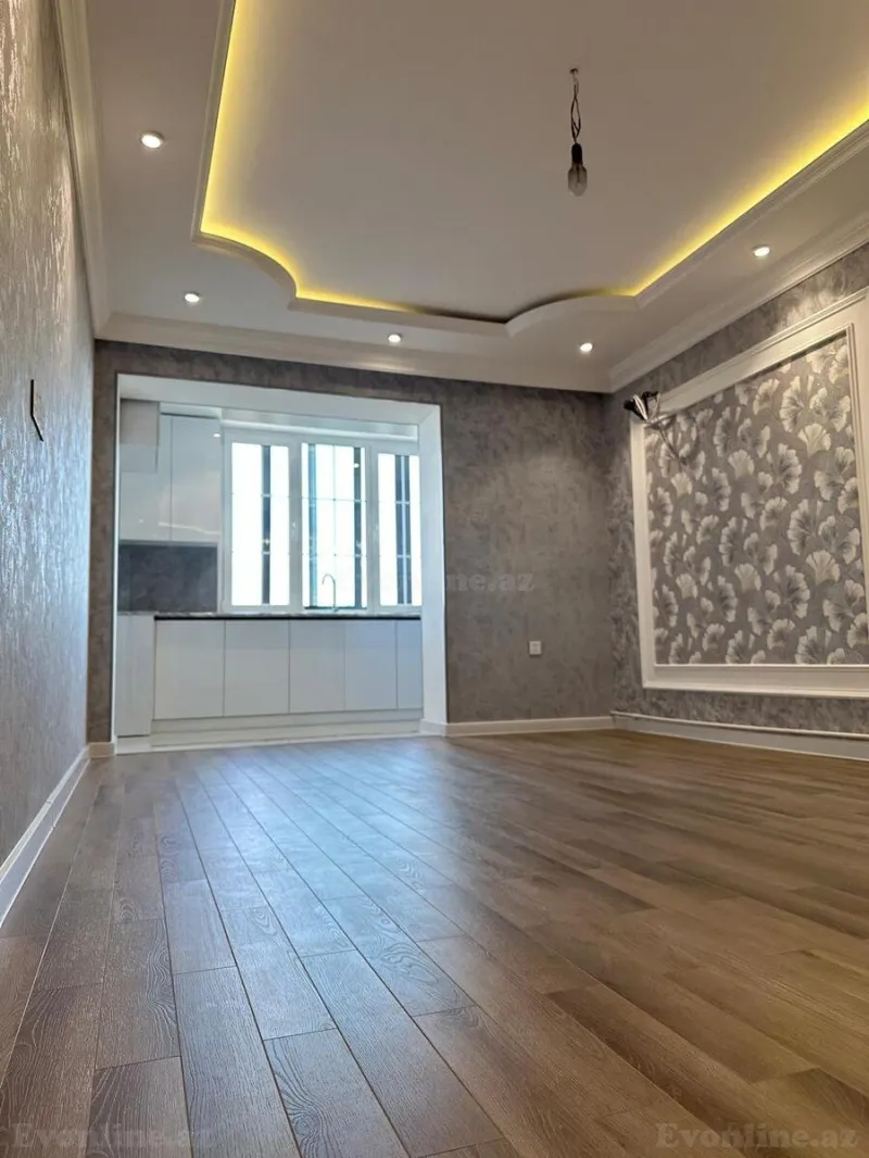 Satılır 3 otaqlı Mənzil Köhnə tikili 75 m² Gənclik m.