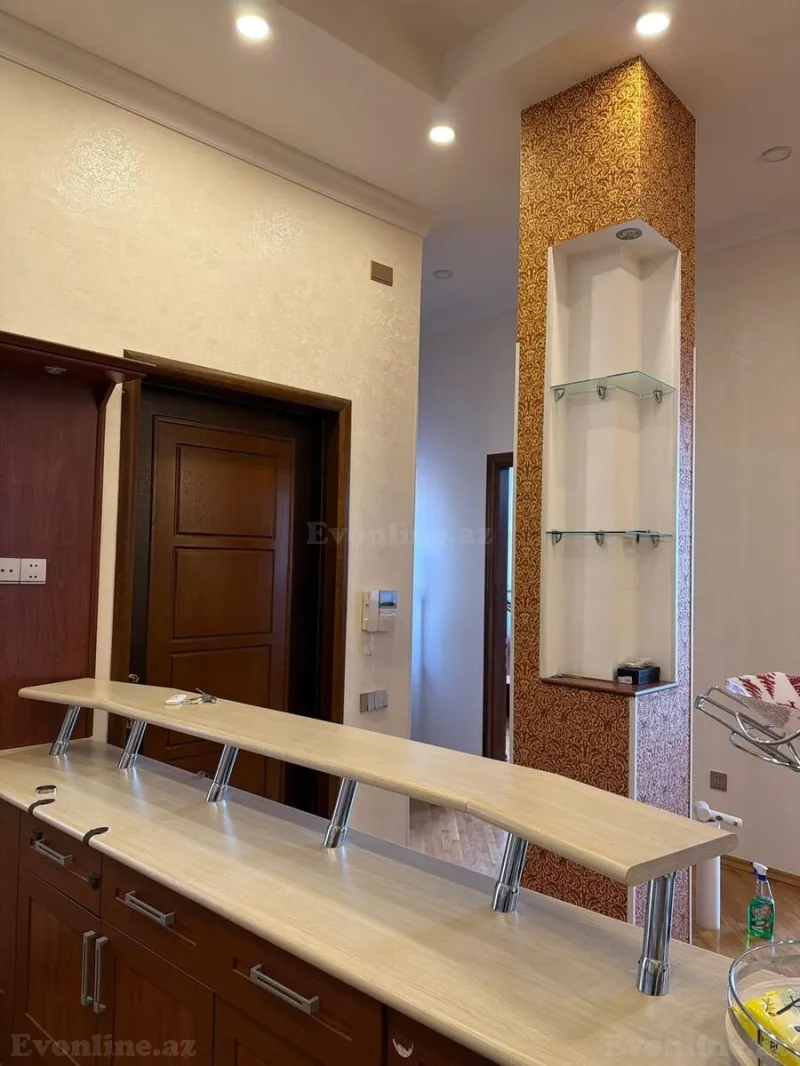 Kirayə verilir 3 otaqlı Mənzil Yeni tikili 120 m² Sahil m. - şəkil 9