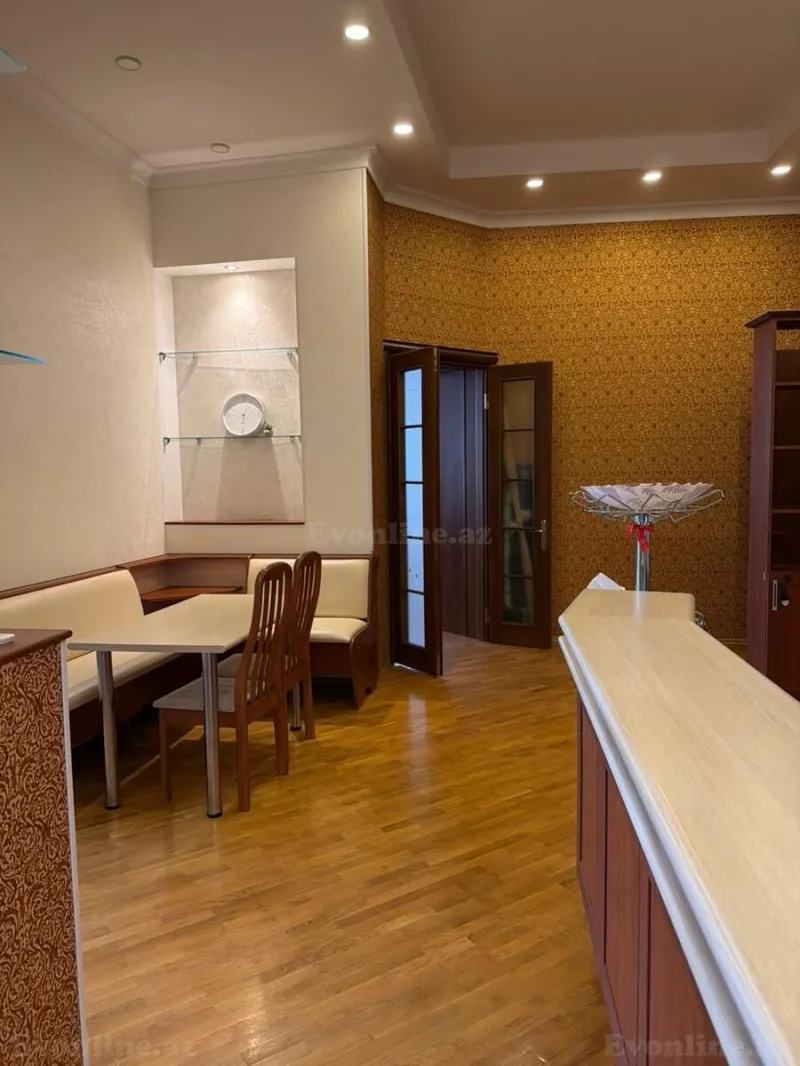 Kirayə verilir 3 otaqlı Mənzil Yeni tikili 120 m² Sahil m. - şəkil 10