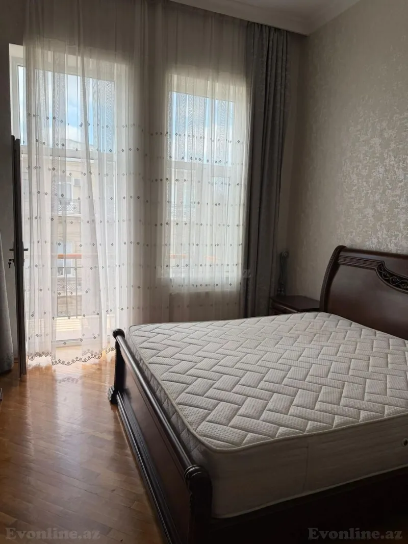 Kirayə verilir 3 otaqlı Mənzil Yeni tikili 120 m² Sahil m. - şəkil 18
