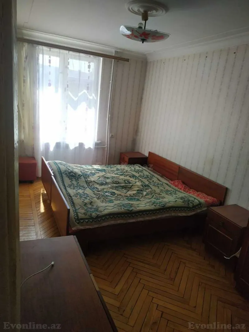Satılır 2 otaqlı Mənzil Köhnə tikili 45 m² 8-ci kilometr - şəkil 2