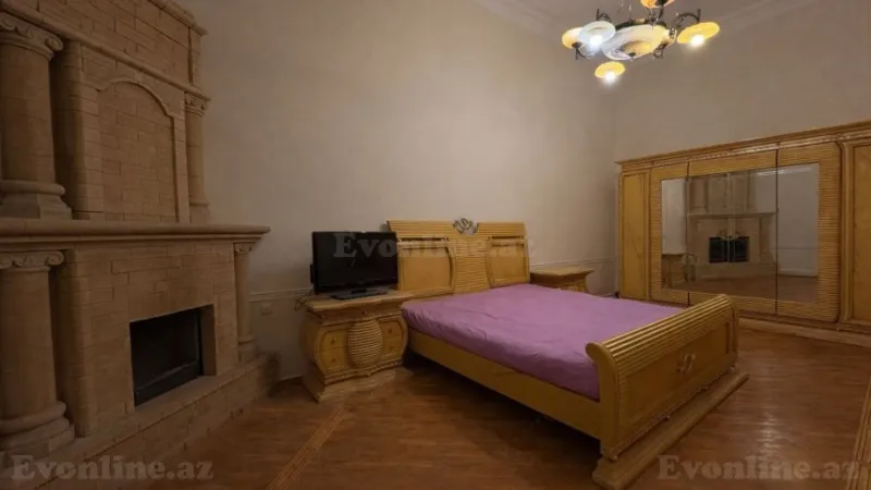 Kirayə verilir 5 otaqlı Mənzil Köhnə tikili 136 m² Sahil m. - şəkil 3