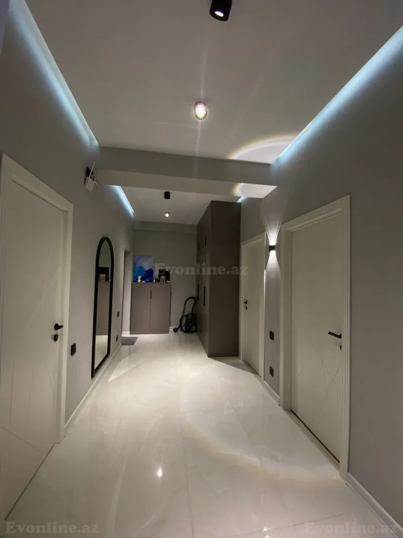 Satılır 3 otaqlı Mənzil Yeni tikili 100 m² İnşaatçılar m. - şəkil 8