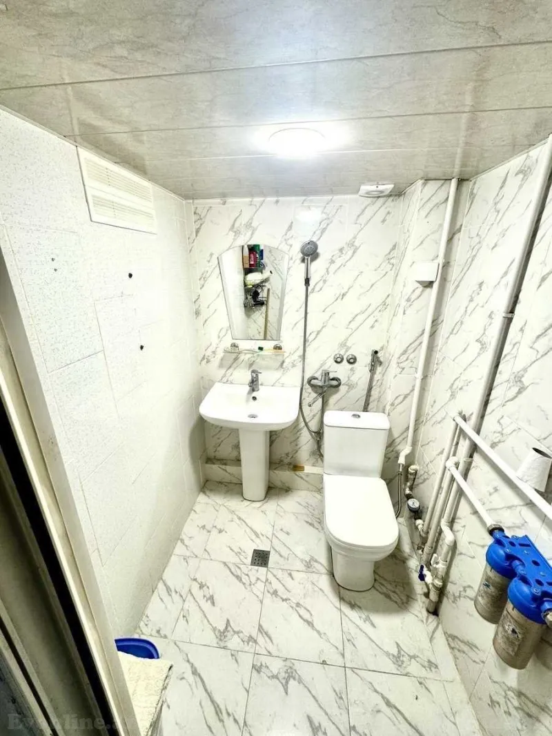 Satılır 2 otaqlı Mənzil Köhnə tikili 55 m² Nərimanov r. - şəkil 7