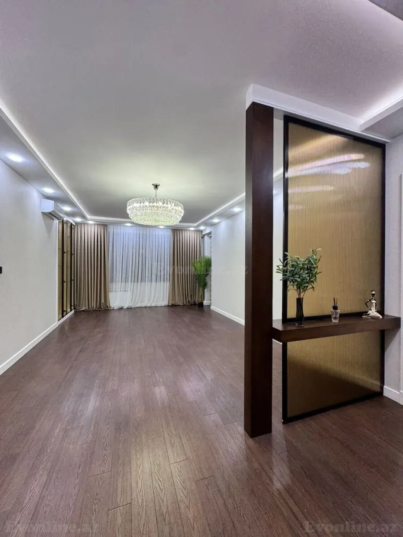 Satılır 3 otaqlı Mənzil Yeni tikili 108 m² 28 May m. - şəkil 2