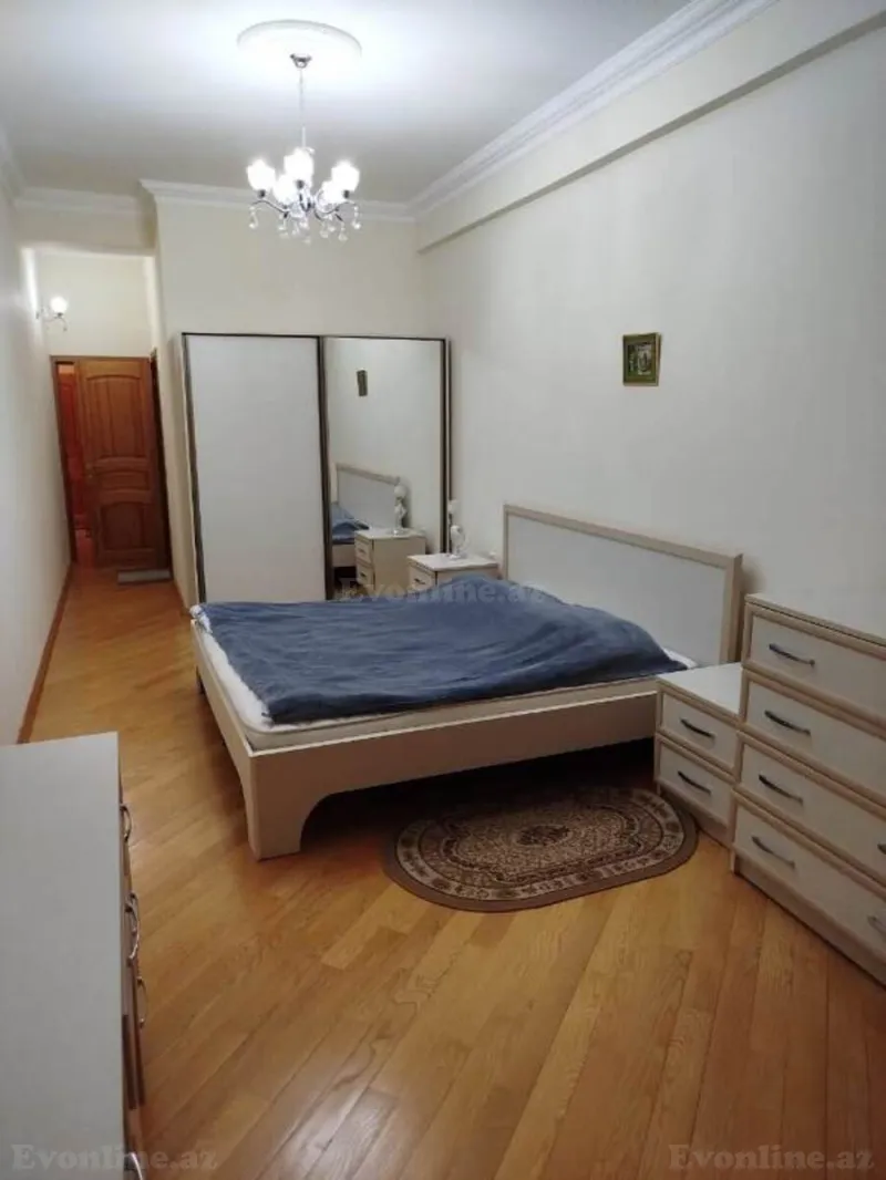 Satılır 3 otaqlı Mənzil Yeni tikili 137 m² Sahil m. - şəkil 5