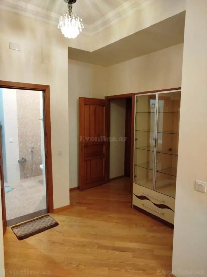 Satılır 3 otaqlı Mənzil Yeni tikili 137 m² Sahil m. - şəkil 14