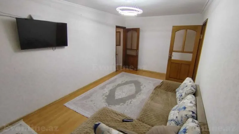 Satılır 2 otaqlı Mənzil Köhnə tikili 50 m² Xalqlar Dostluğu m.