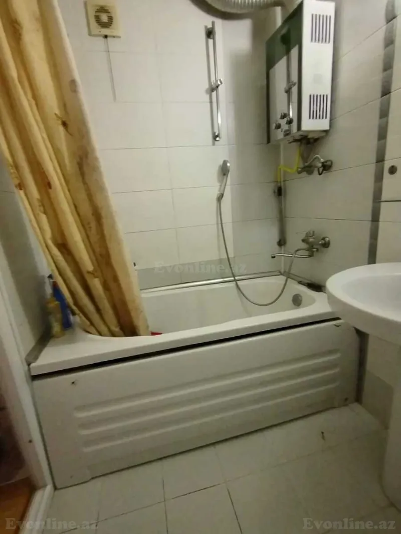 Satılır 2 otaqlı Mənzil Köhnə tikili 50 m² Xalqlar Dostluğu m. - şəkil 9