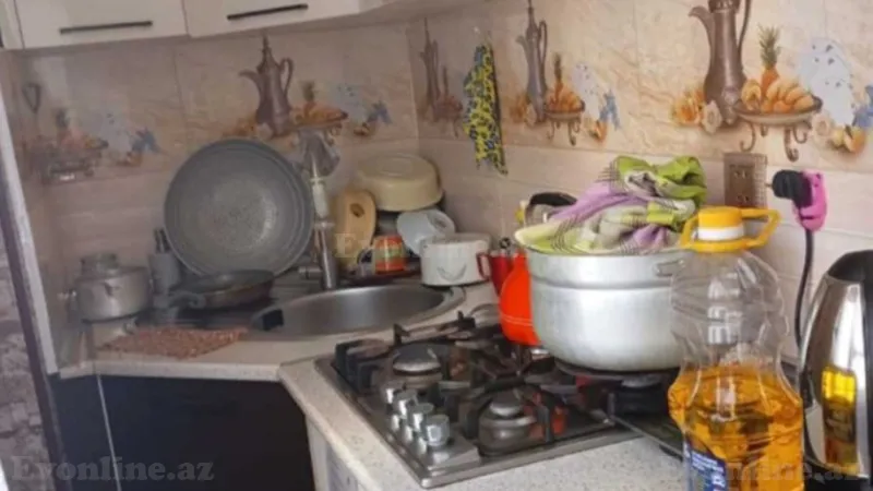 Satılır 2 otaqlı Mənzil Köhnə tikili 55 m² Suraxanı r. - şəkil 7