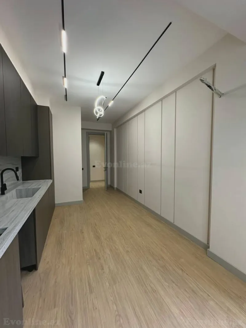 Satılır 3 otaqlı Mənzil Yeni tikili 140 m² Gənclik m. - şəkil 6