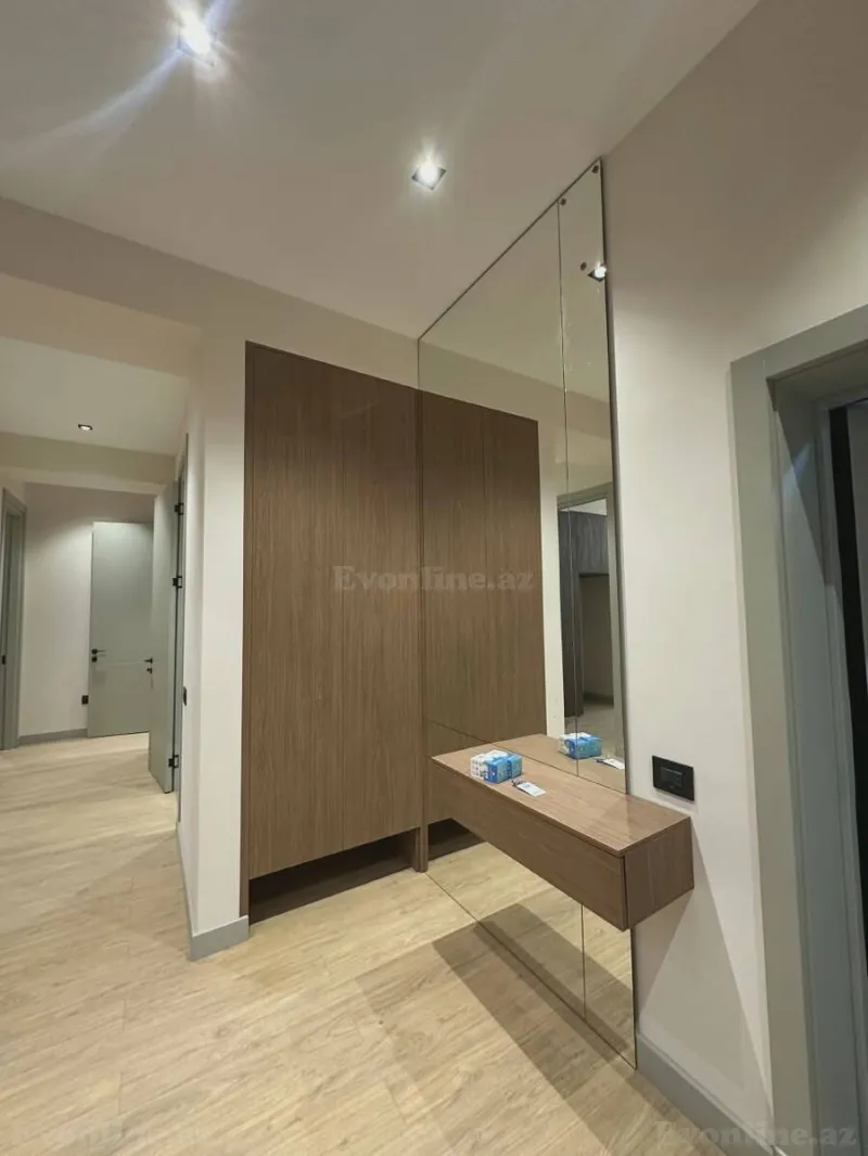 Satılır 3 otaqlı Mənzil Yeni tikili 140 m² Gənclik m. - şəkil 21