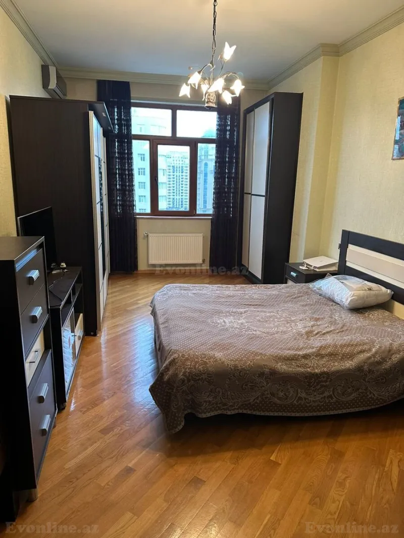 Satılır 4 otaqlı Mənzil Yeni tikili 250 m² Yasamal - şəkil 6