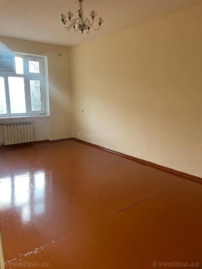 Satılır 2 otaqlı Mənzil Köhnə tikili 60 m² 7-ci mikrorayon - şəkil 3