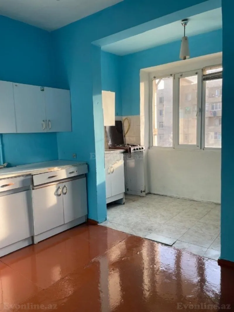 Satılır 2 otaqlı Mənzil Köhnə tikili 60 m² 7-ci mikrorayon - şəkil 4