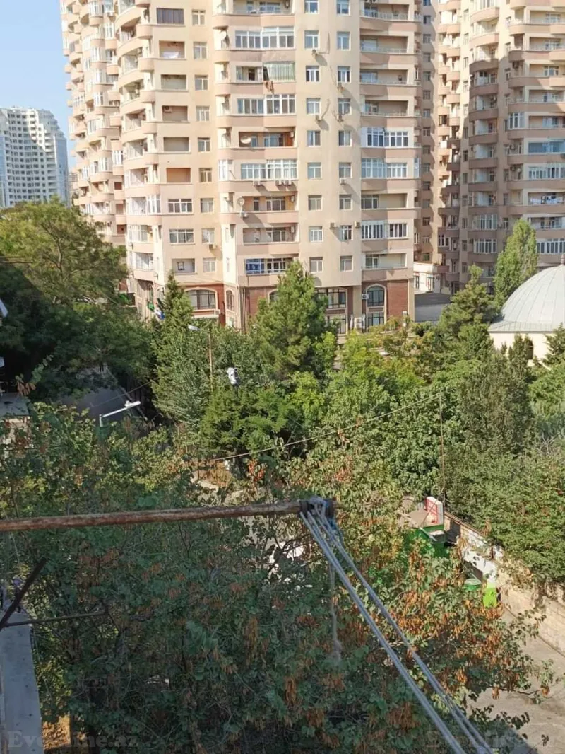 Satılır 1 otaqlı Mənzil Köhnə tikili 34 m² Yasamal