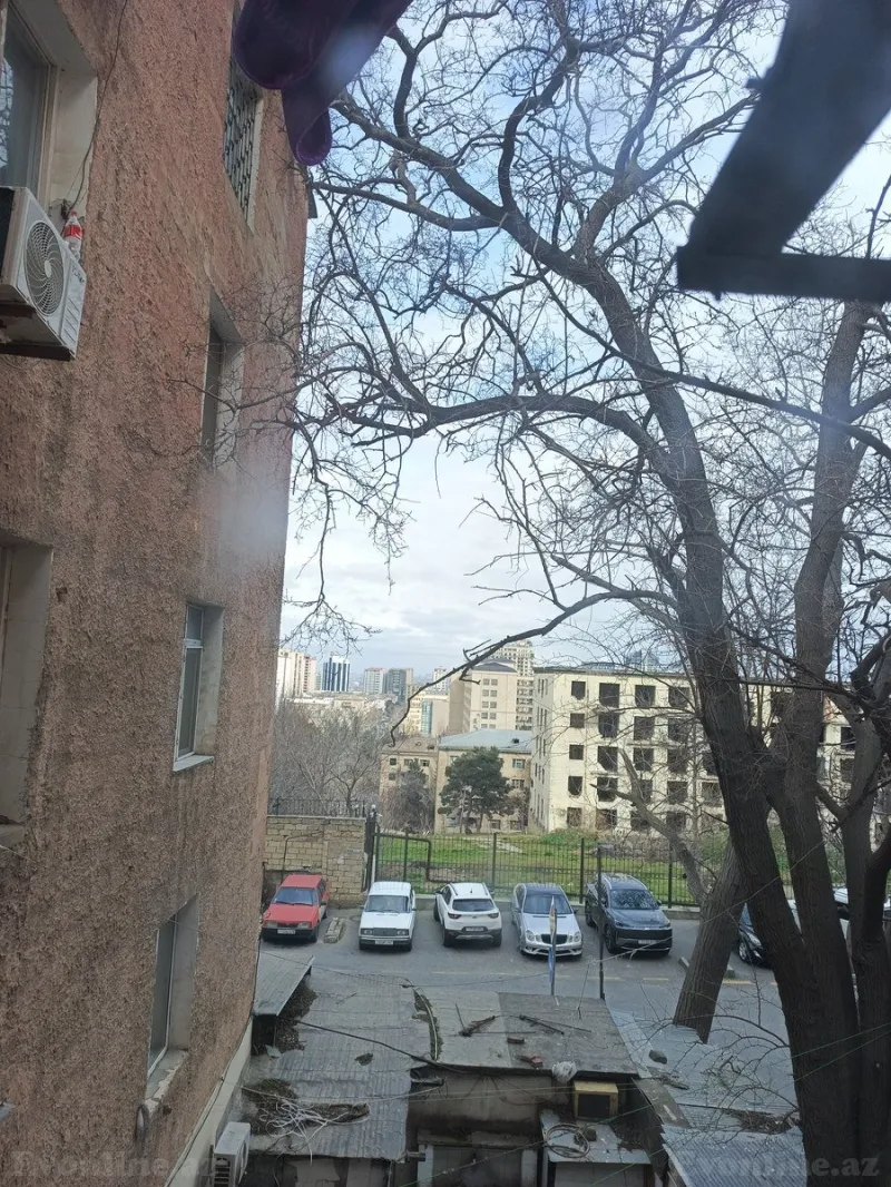Satılır 1 otaqlı Mənzil Köhnə tikili 34 m² Yasamal - şəkil 4