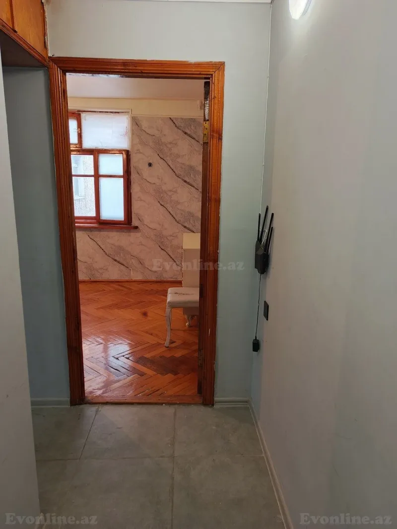 Satılır 1 otaqlı Mənzil Köhnə tikili 34 m² Yasamal - şəkil 8