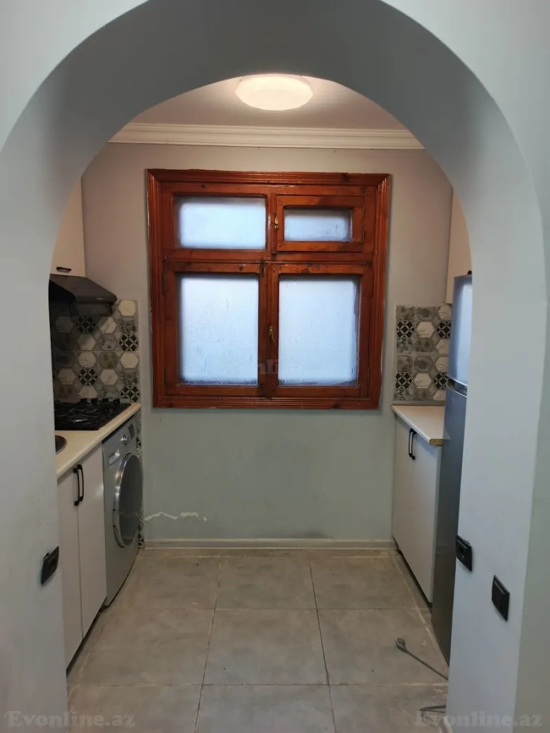 Satılır 1 otaqlı Mənzil Köhnə tikili 34 m² Yasamal - şəkil 13