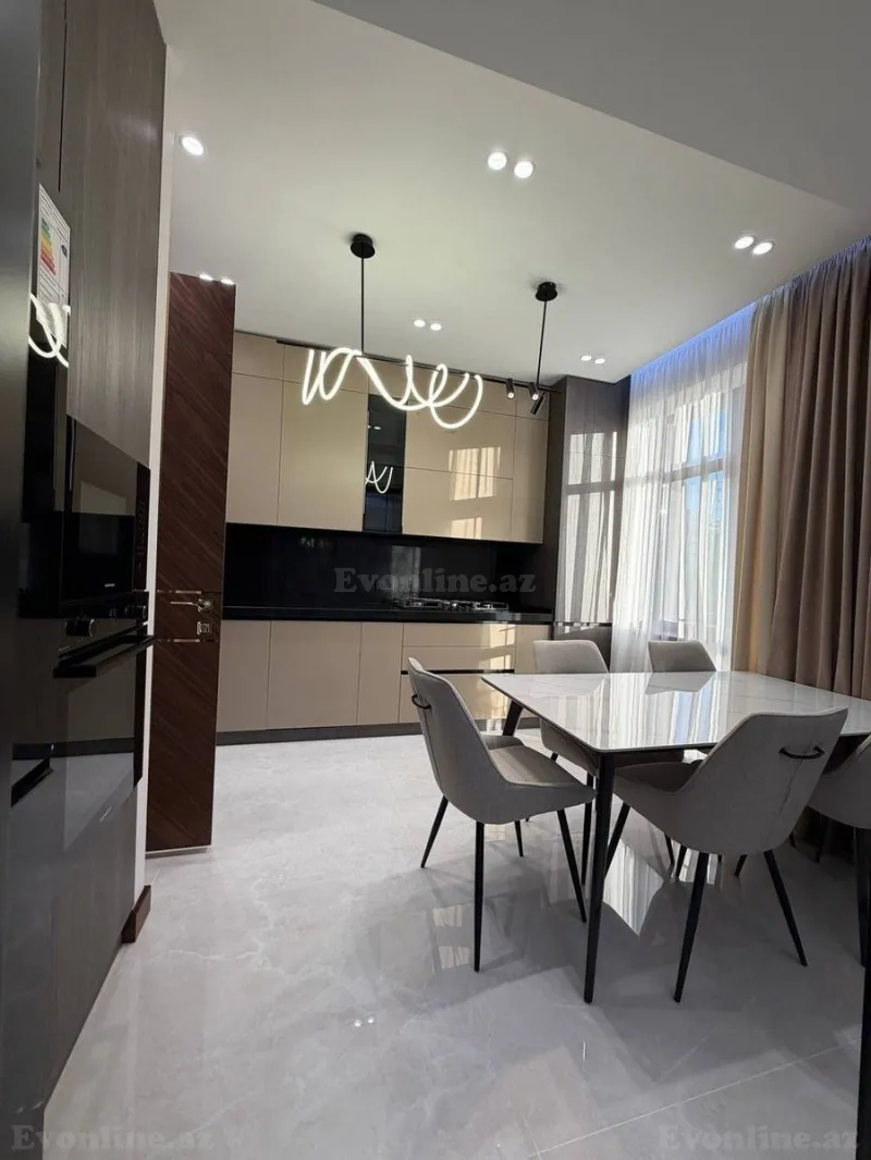 Kirayə verilir 3 otaqlı Mənzil Yeni tikili 140 m² 28 May m. - şəkil 2