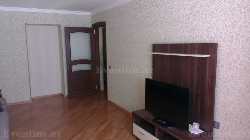 Satılır 3 otaqlı Mənzil Köhnə tikili 80 m² Nizami m. - şəkil 3