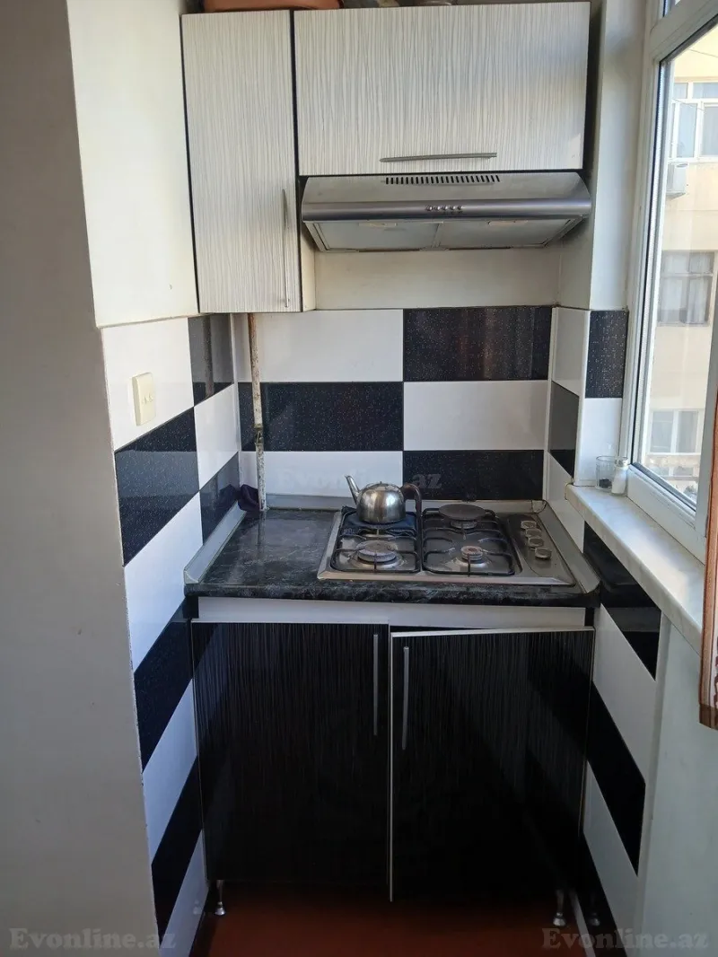 Satılır 4 otaqlı Mənzil Köhnə tikili 95 m² Suraxanı r. - şəkil 9