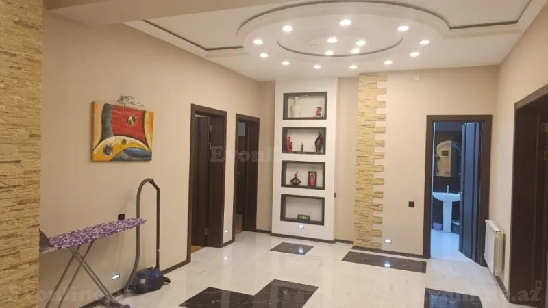 Satılır 3 otaqlı Mənzil Yeni tikili 160 m² 28 May m.