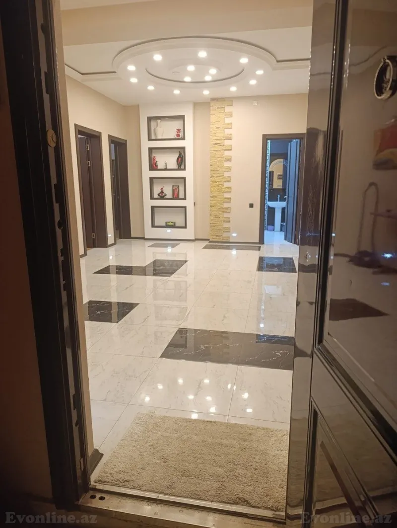 Satılır 3 otaqlı Mənzil Yeni tikili 160 m² 28 May m. - şəkil 4