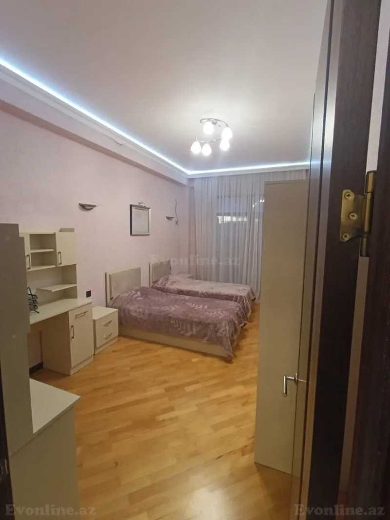 Satılır 3 otaqlı Mənzil Yeni tikili 160 m² 28 May m. - şəkil 11
