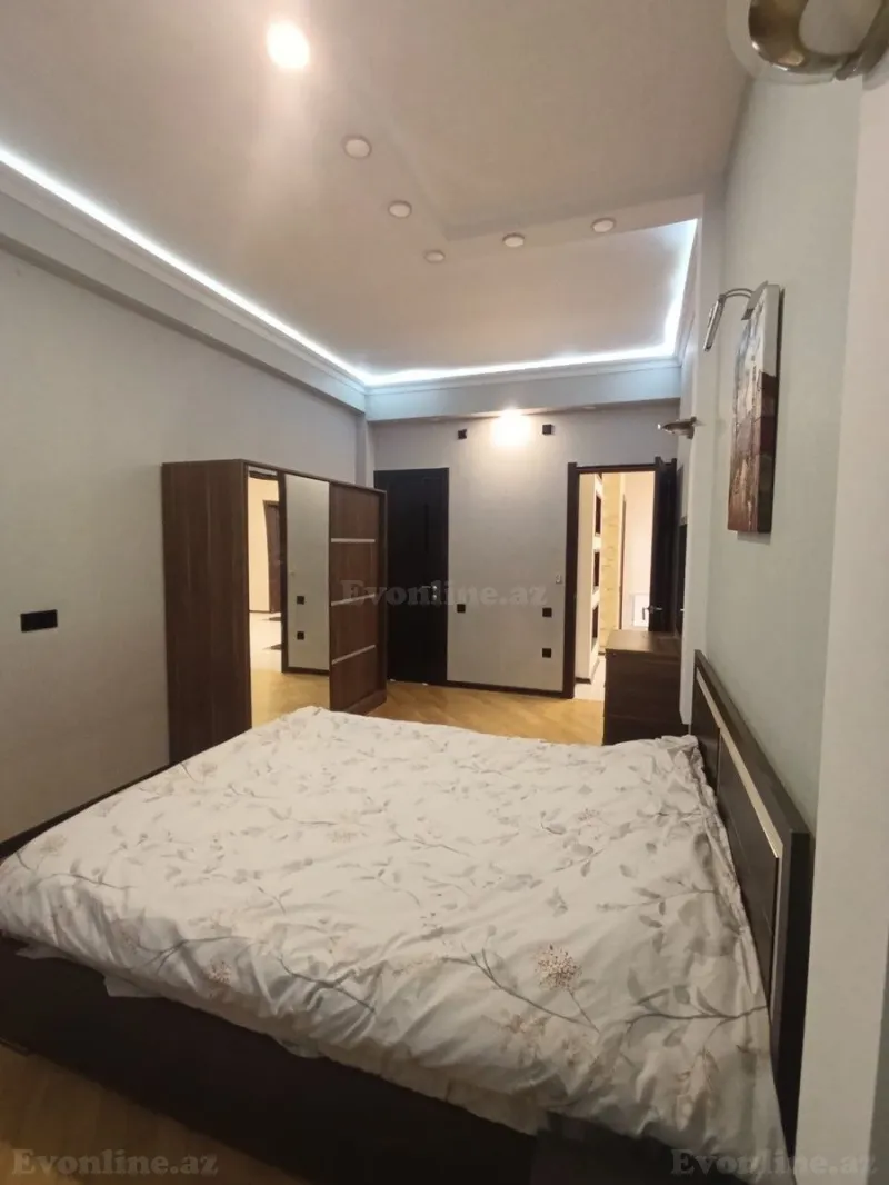 Satılır 3 otaqlı Mənzil Yeni tikili 160 m² 28 May m. - şəkil 20