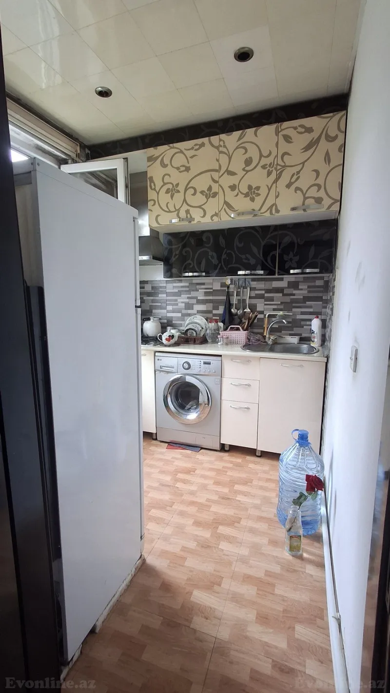 Satılır 2 otaqlı Mənzil Köhnə tikili 50 m² 5-ci mikrorayon - şəkil 5