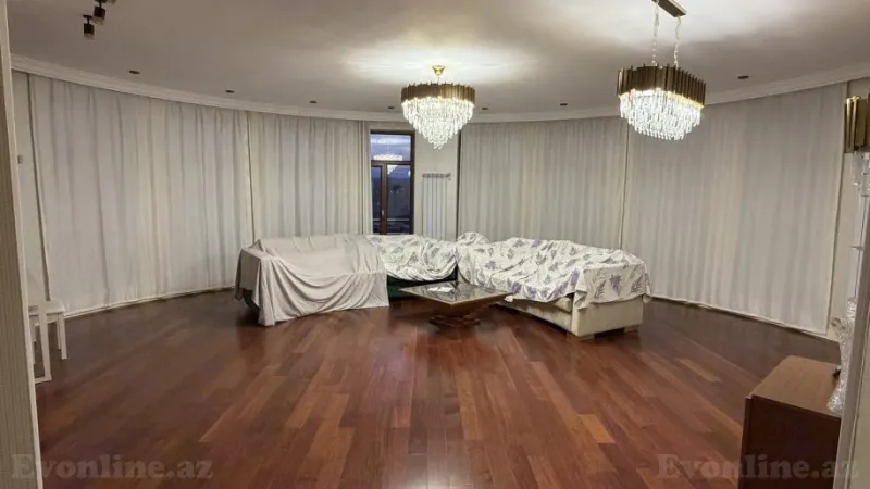 4 otaqlı Mənzil 192 m² Xətai m. Satılır