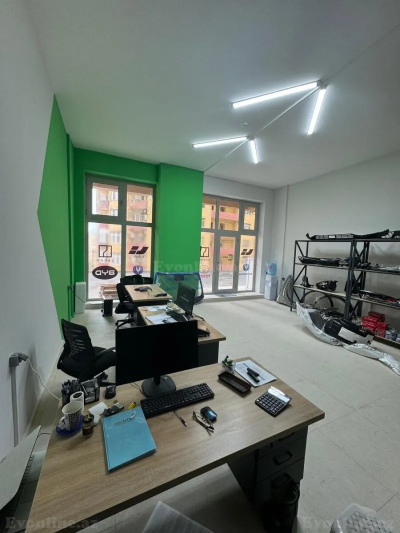 Obyekt 110 m² İnşaatçılar m. Kirayə verilir