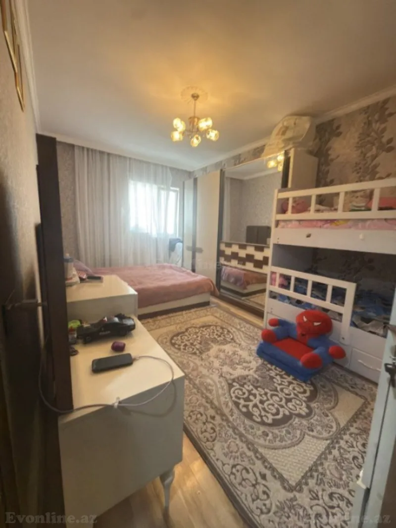 Satılır 2 otaqlı Mənzil Köhnə tikili 55 m² Yasamal r. - şəkil 5
