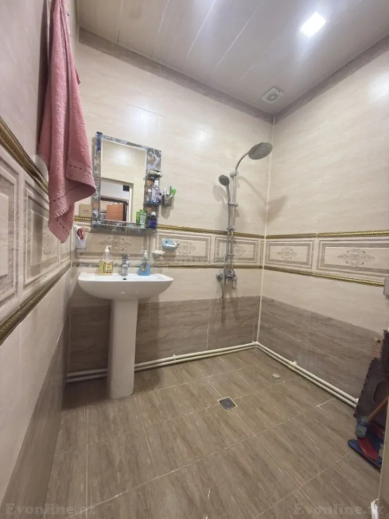 Satılır 2 otaqlı Mənzil Köhnə tikili 55 m² Yasamal r. - şəkil 11