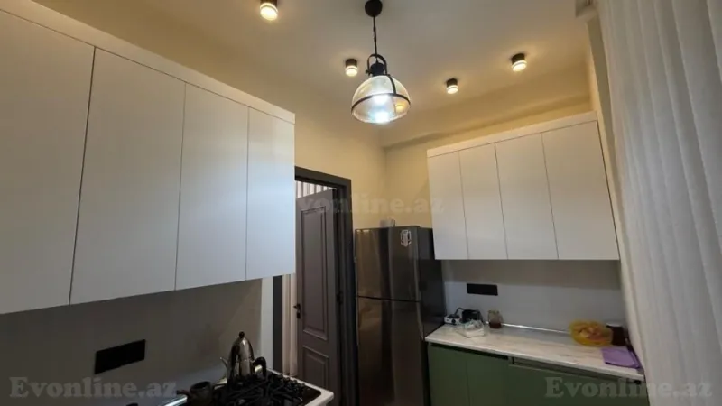 Kirayə verilir 3 otaqlı Mənzil Yeni tikili 85 m² Nərimanov r. - şəkil 12
