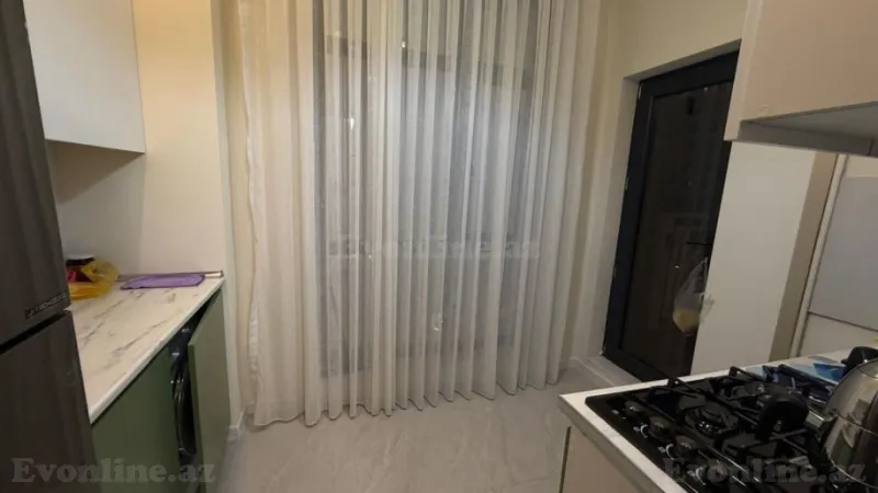 Kirayə verilir 3 otaqlı Mənzil Yeni tikili 85 m² Nərimanov r. - şəkil 14