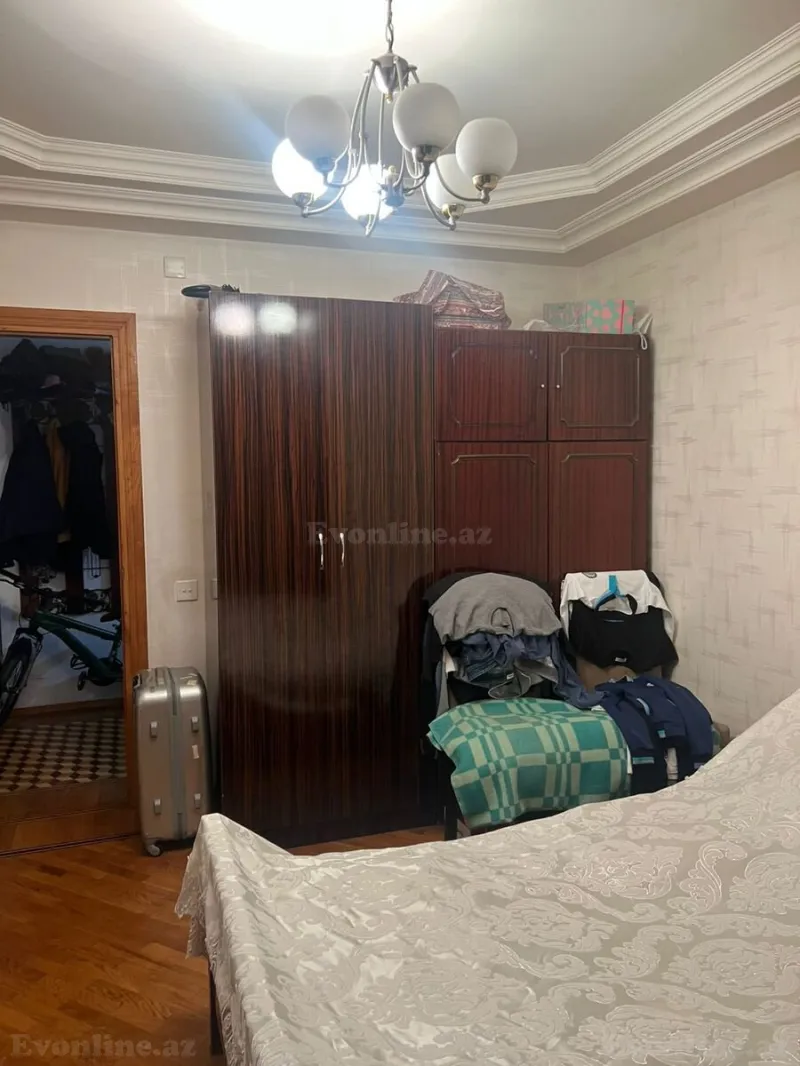 Kirayə verilir 3 otaqlı Mənzil Köhnə tikili 90 m² Elmlər Akademiyası m. - şəkil 3