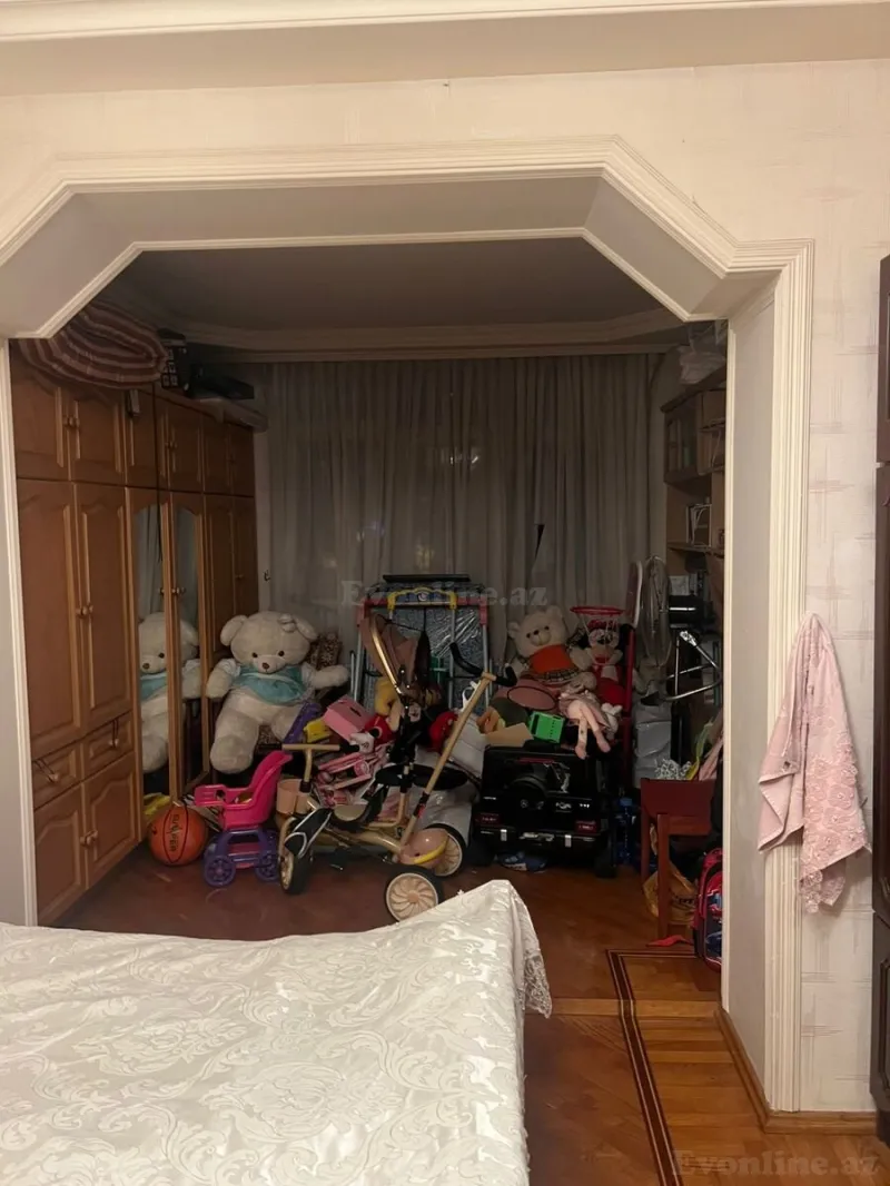Kirayə verilir 3 otaqlı Mənzil Köhnə tikili 90 m² Elmlər Akademiyası m. - şəkil 19