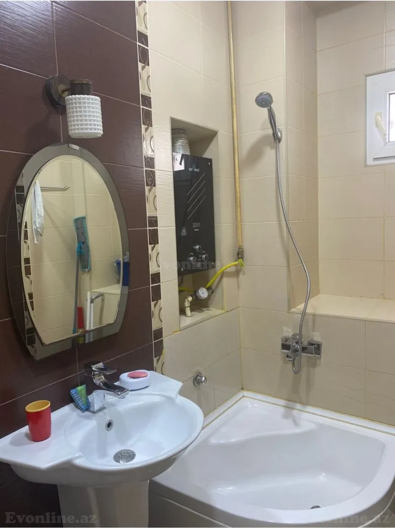Kirayə verilir 3 otaqlı Mənzil Köhnə tikili 100 m² İçərişəhər m. - şəkil 14