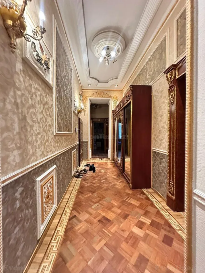 Kirayə verilir 5 otaqlı Mənzil Köhnə tikili 300 m² Sahil m. - şəkil 13