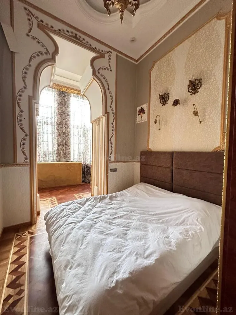 Kirayə verilir 5 otaqlı Mənzil Köhnə tikili 300 m² Sahil m. - şəkil 21